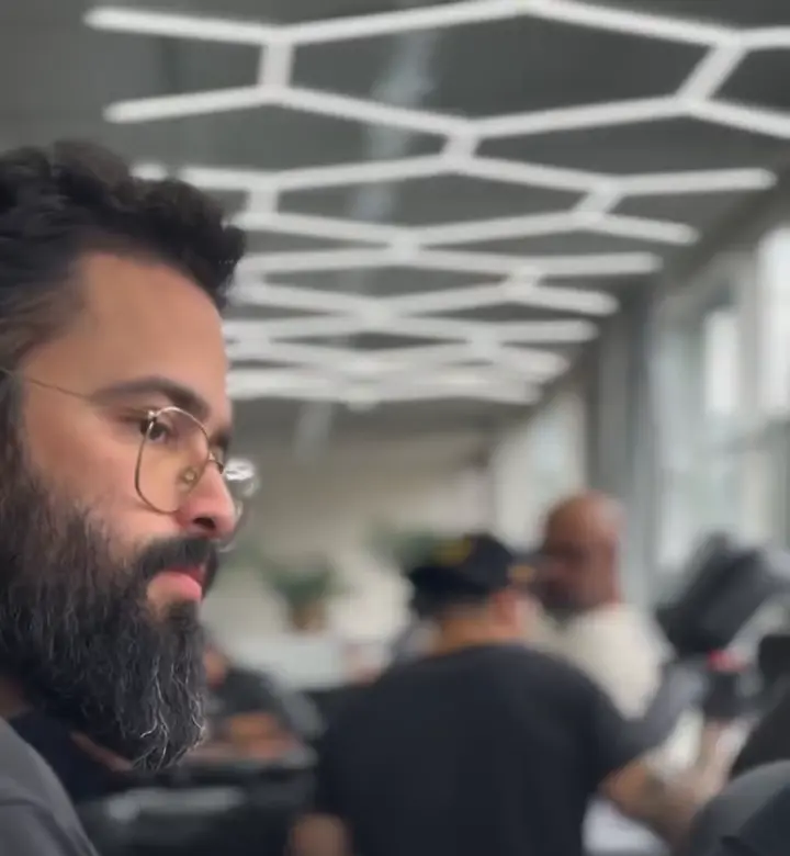Gabriel Fernandes dans son studio à Uccle